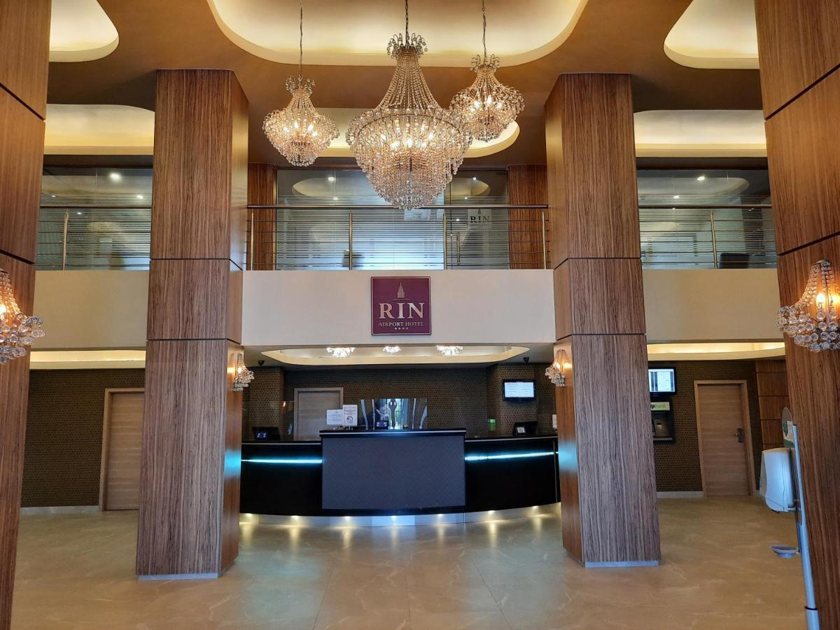 Rin Airport Hotel Otopeni Kültér fotó