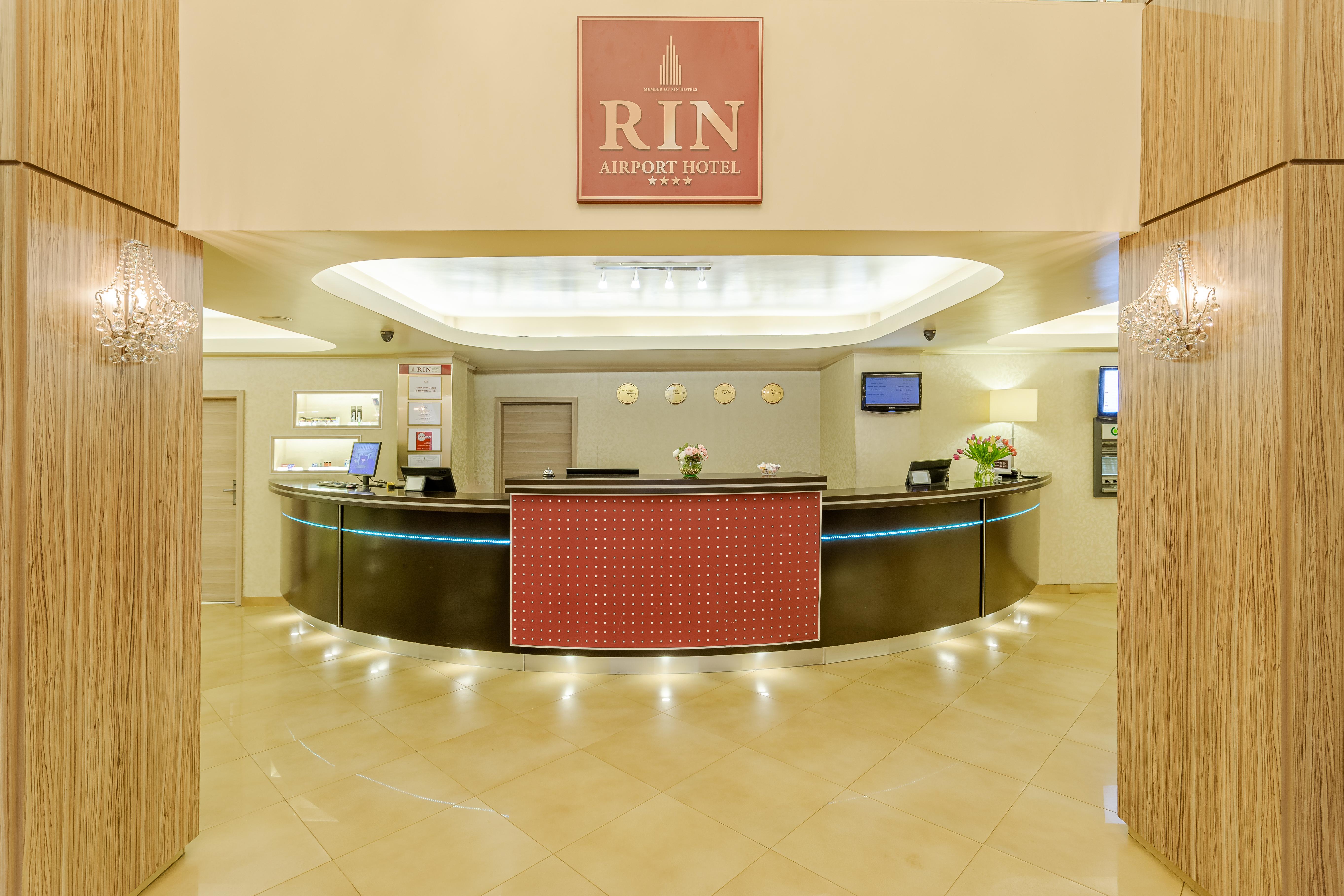 Rin Airport Hotel Otopeni Kültér fotó